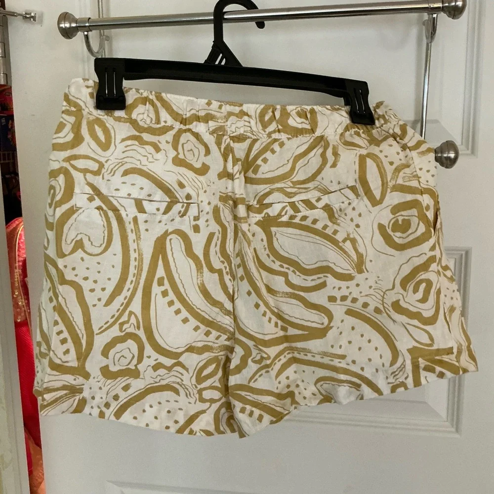 Women's White and Gold Patterned Shorts - Picture 2 of 3